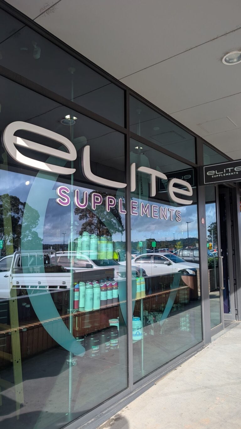 adelaide hills window cleaning - Shopfront window cleaning services (2)